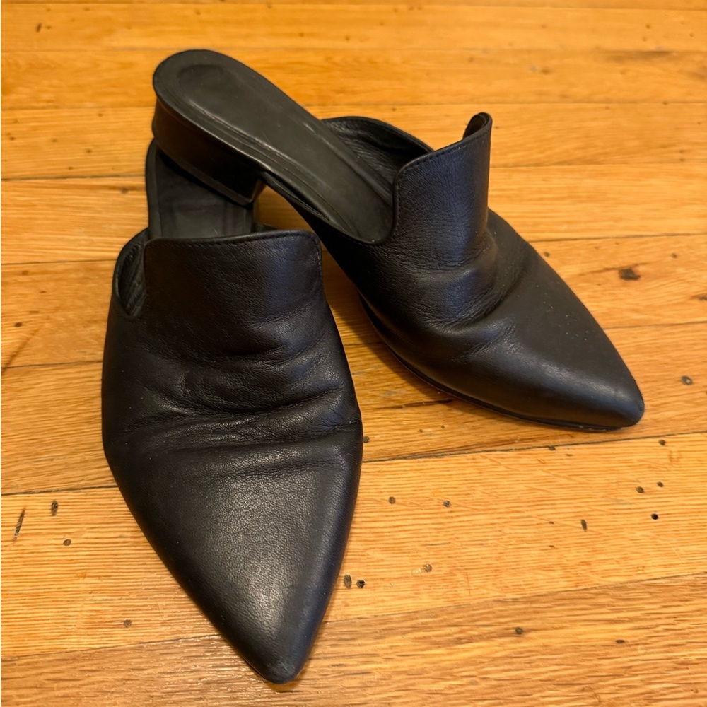 Alex & Alex Black Leather Mules